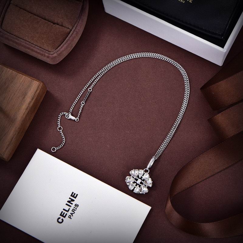 Celine Necklace 01lyr16